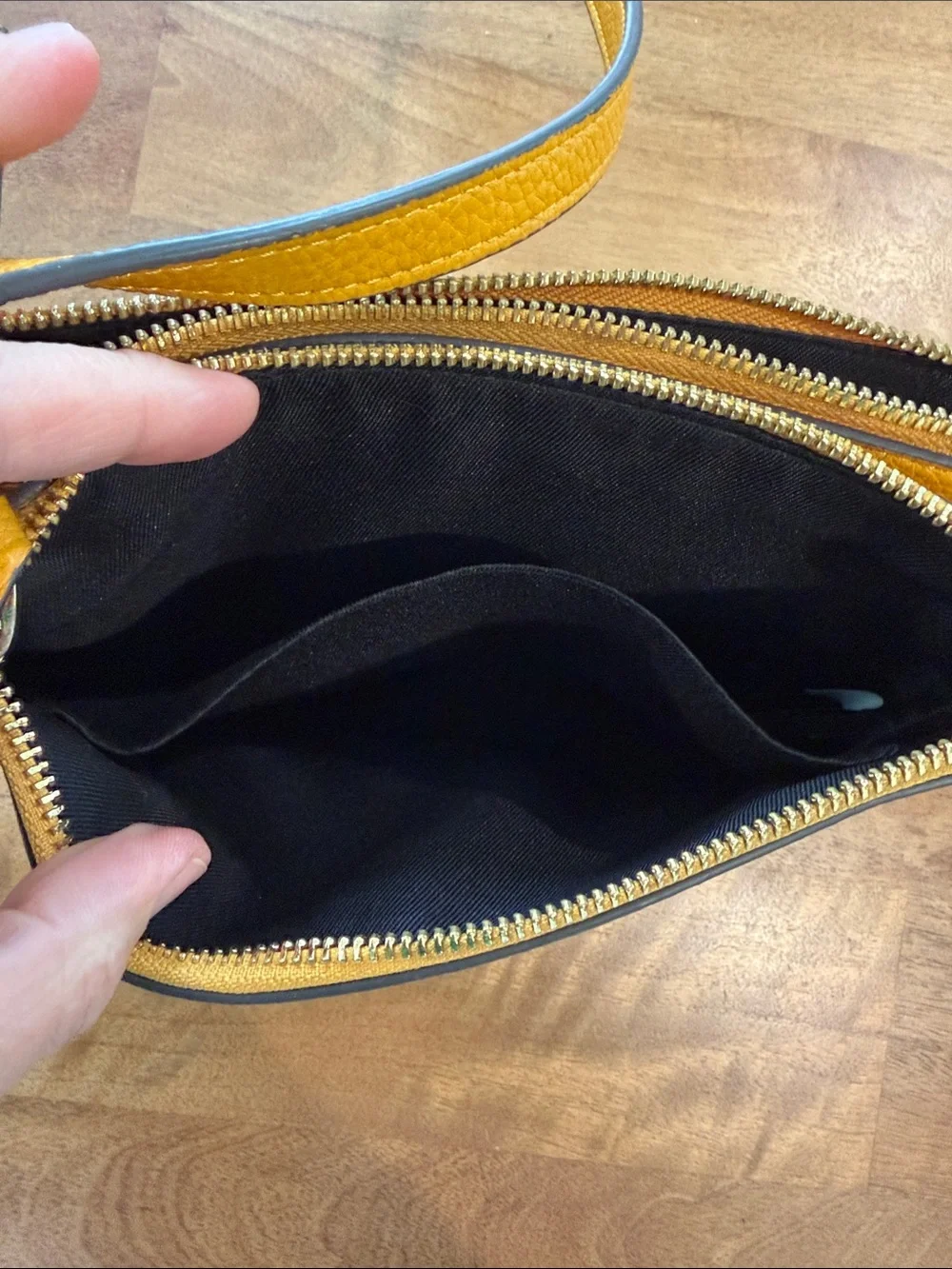 Vince Camuto Bright Mustard Yellow Leather Crossbody with Tassel *EUC*